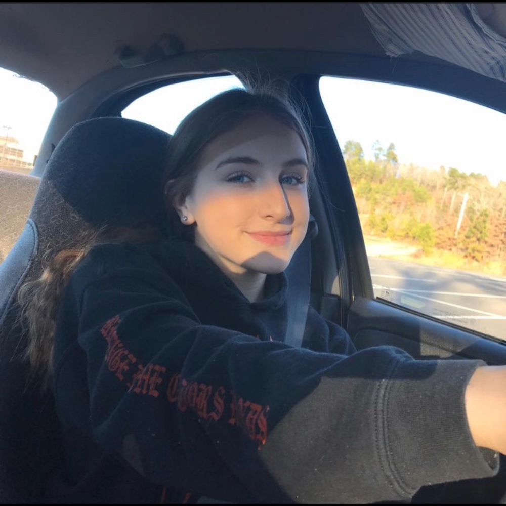 Meet your Posher, Isabelle